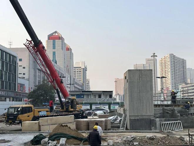 道要开通了！步行距离将从2公里缩短至500米CQ9电子游戏平台郑州火车站东西广场地下通(图2)